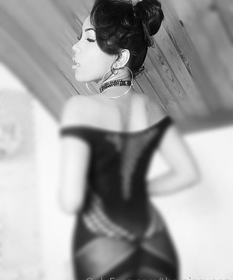 therainqueen estrella sexy galerías