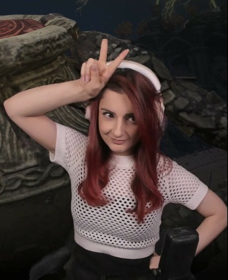 AnnieFuchsia actriz de alta definición fotos