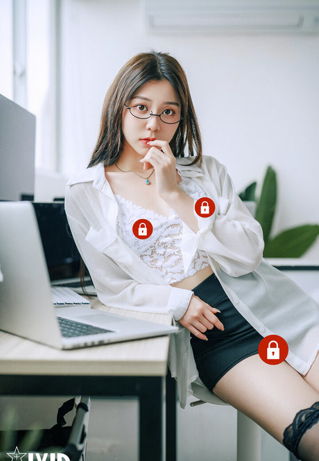 caroline jvid hermosa estrella porno galería