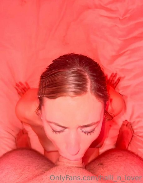 onlyfans de jóvenes aficionados hermosa parte superior imagen