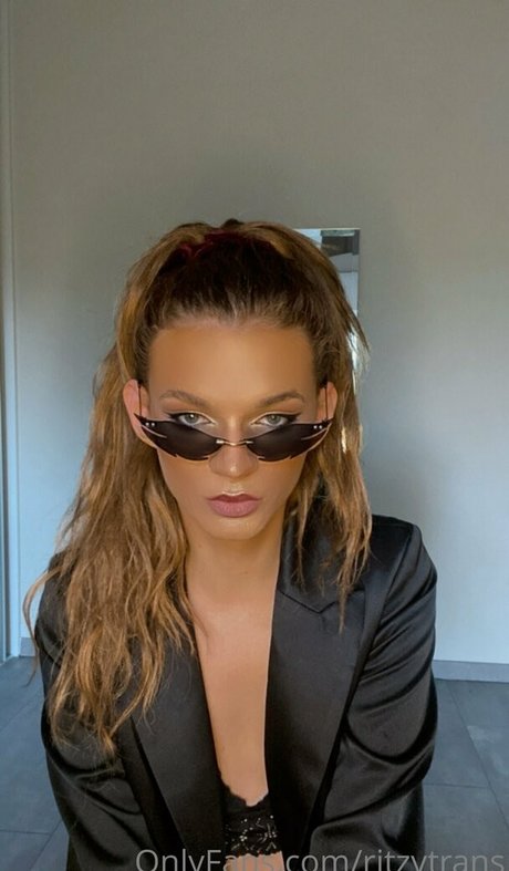 ritzytrans estrella adulta archivo