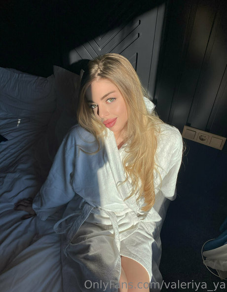 valeriya ya desnudos estrella porno foto