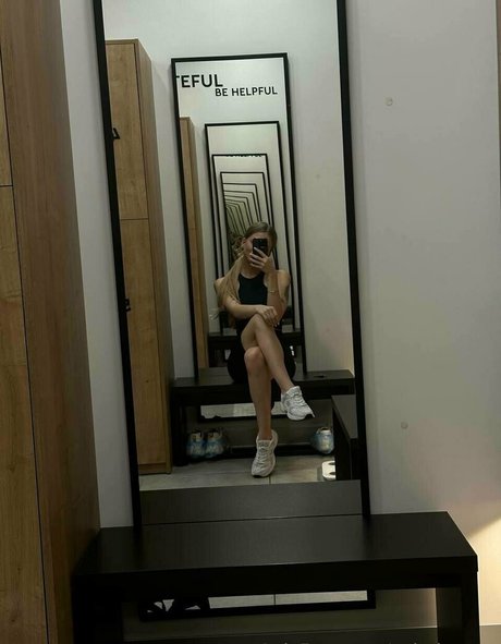 valeriya ya actriz caliente imágenes