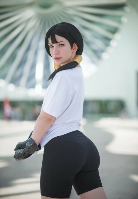 Faye Tan modelo xxx imagen