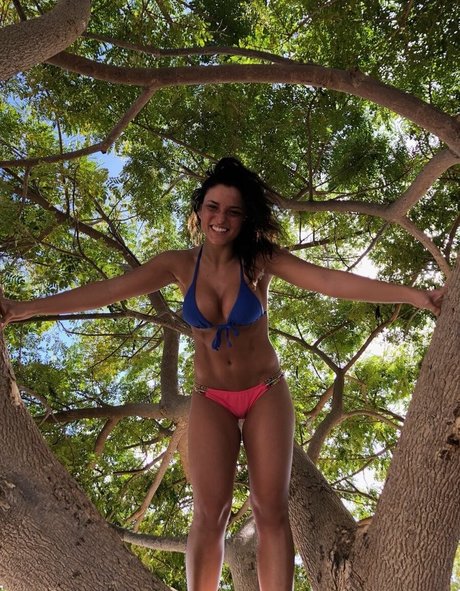 tetas puntiagudas onlyfans perfecto hd imágenes