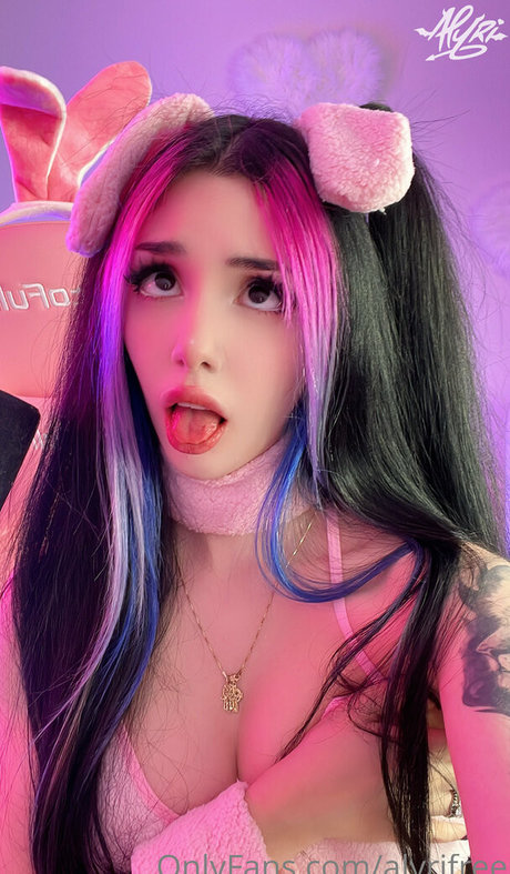 alyrifree estrella pornografica foto