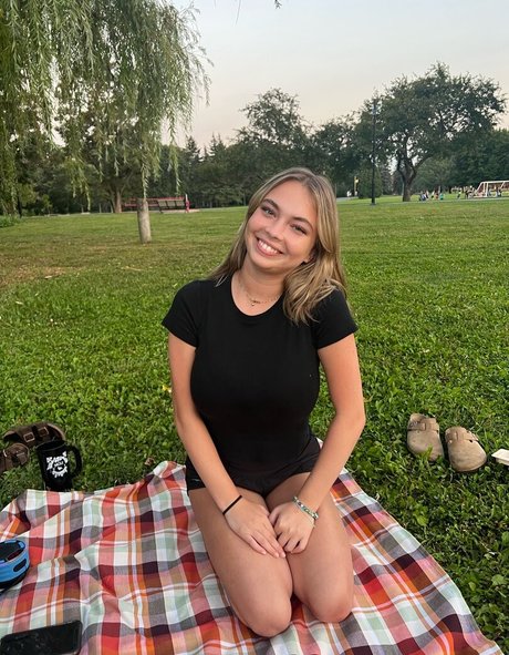 Ilina desnudos estrella imagen