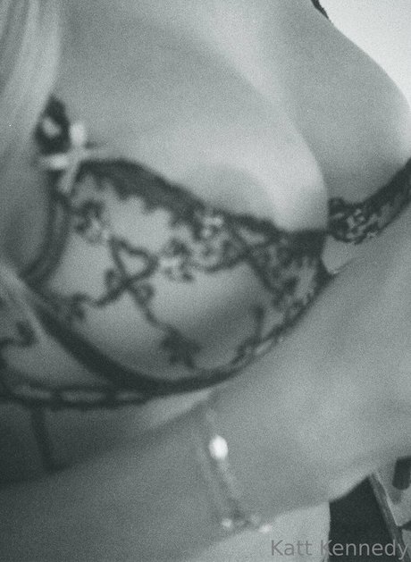 kattkennedy modelo hd fotos