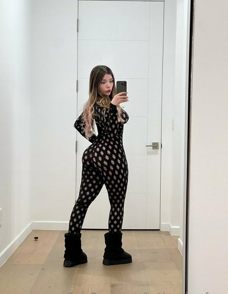 katianakayfree actriz de desnudos fotos