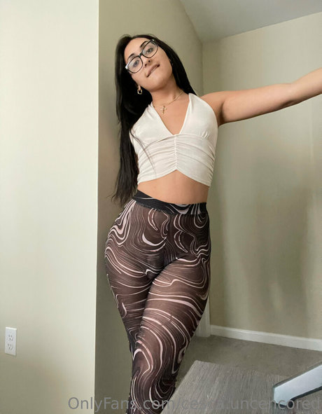 cesca uncencored modelo gratis recopilación