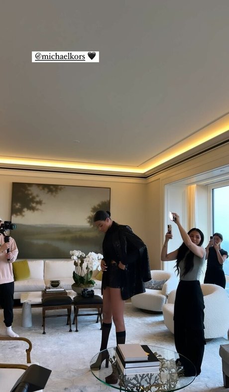 Ella Balinska estrella xxx imágenes