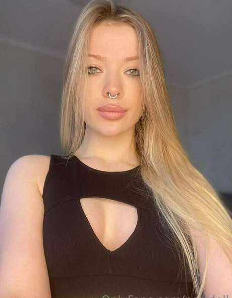 newdoll estrella porno de arte imagen