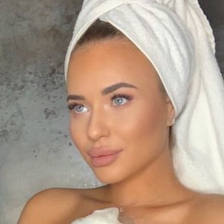 Alexisgrays actriz foto