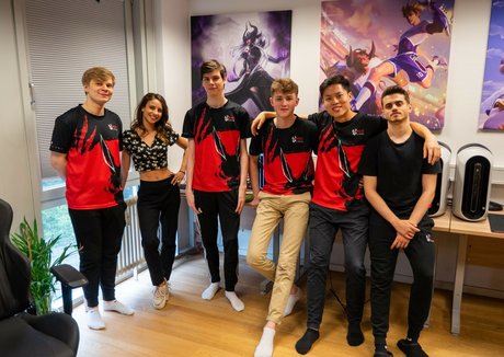 Laure Valee estrella porno gratis galerías