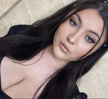 Andreea Buga estrella hd archivo