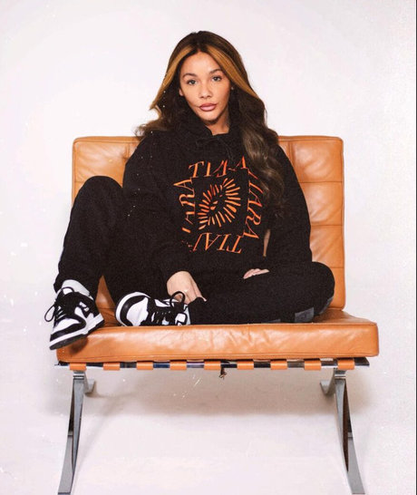 Chelsee Healey linda estrella foto