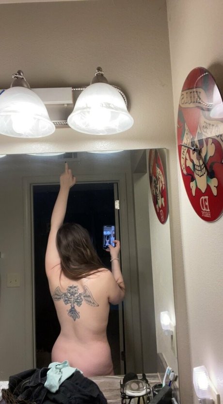 victorialunaarose actriz atractiva imagen