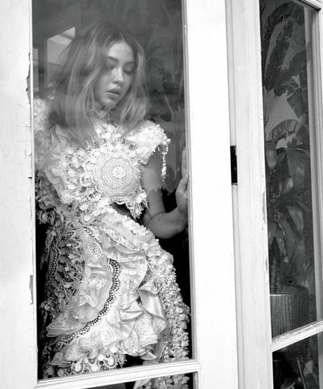 Madelyn Cline mejor modelo archivo