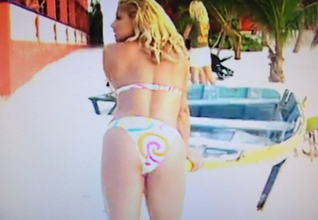 Trish Stratus estrella pornografica imagen