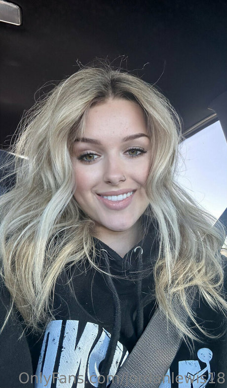 jordanlewis18 estrella caliente imágenes