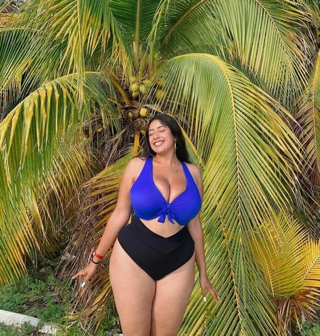 baelib estrella caliente imágenes