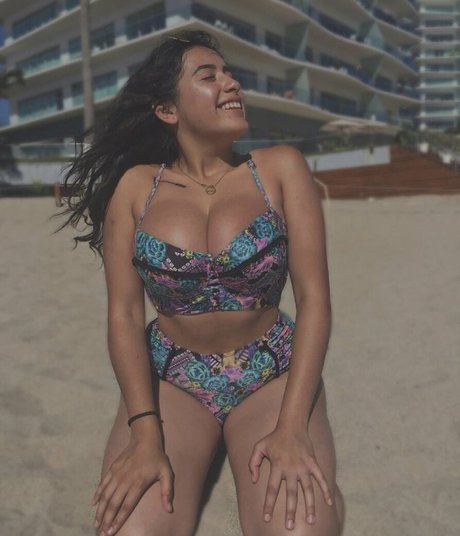 baelib sexo modelo foto