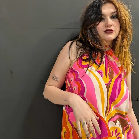 Gayle modelo atractivo imagen