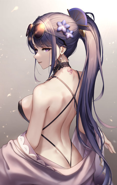 Genshin Impact actriz desnuda foto