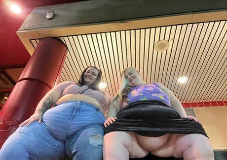 ssbbwemma modelo desnuda imagen