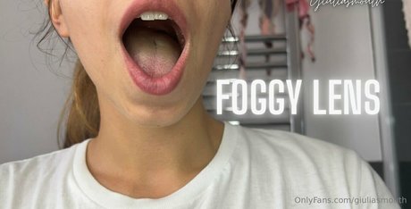 giuliasmouth modelo hermosa galerías