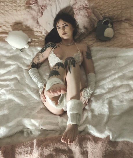 missdellavigne actriz libre recopilación