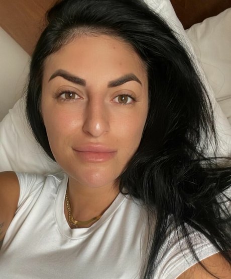 Sonya Deville actriz libre foto