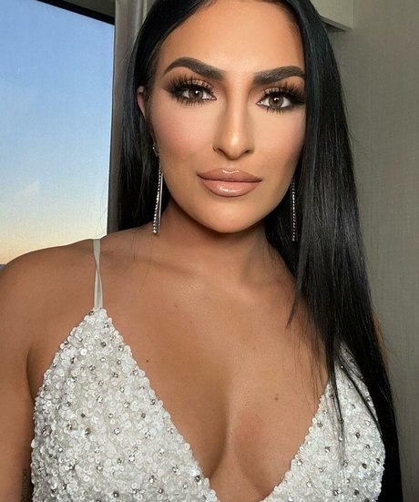 Sonya Deville modelo mejor galería