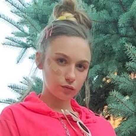 rubia atlética onlyfans bastante hd imágenes