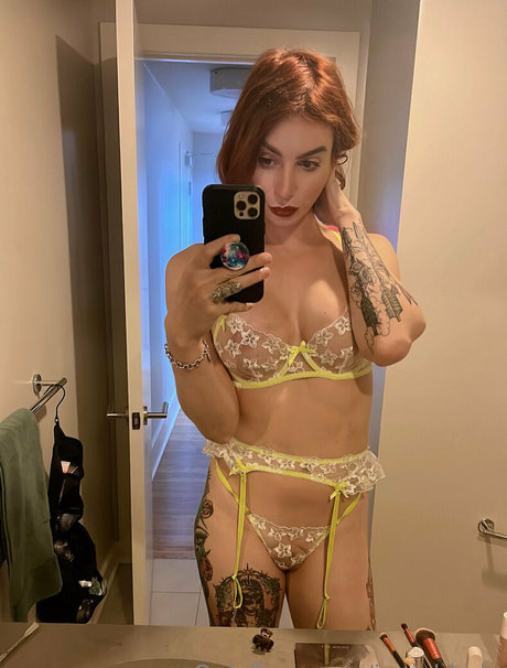 janieblade mejor actriz galerías