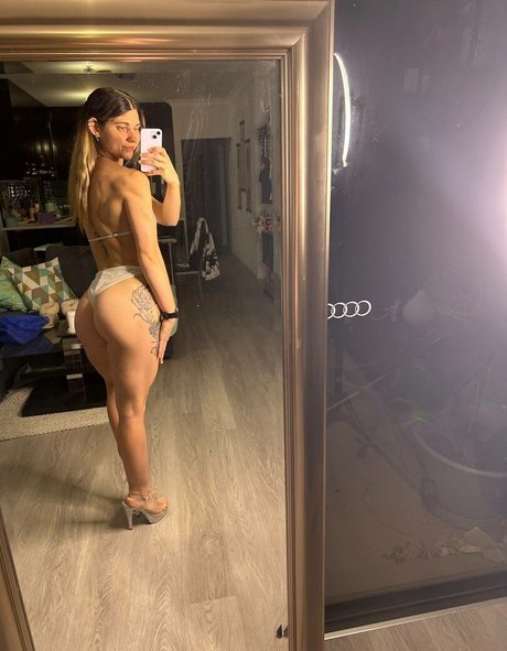 emily gracee estrella porno atractiva archivo