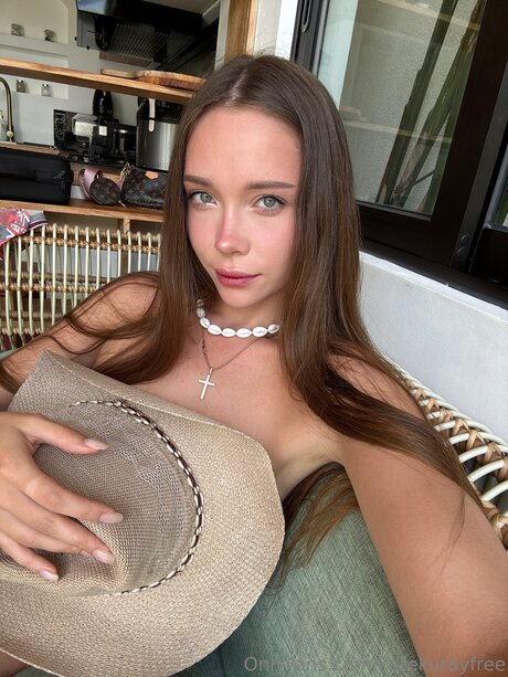 katekurayfree arte modelo recopilación