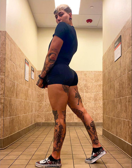 fans de amas de casa porno arte archivo