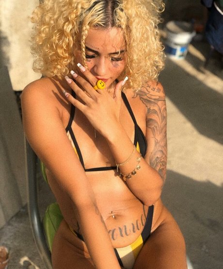 Nabrisa buen modelo imágenes