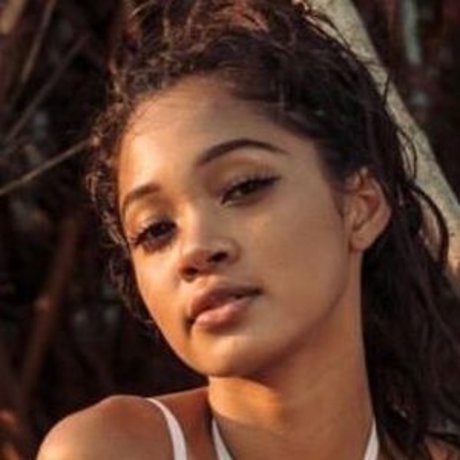 Tai Aysha estrella perfecta archivo