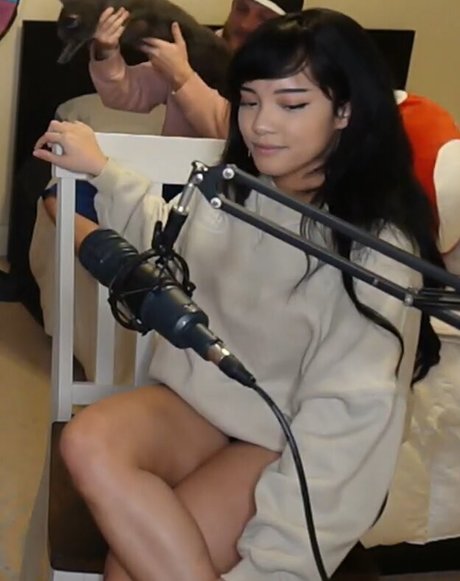 lesbianas con strap-on onlyfans desnudo hd imágenes