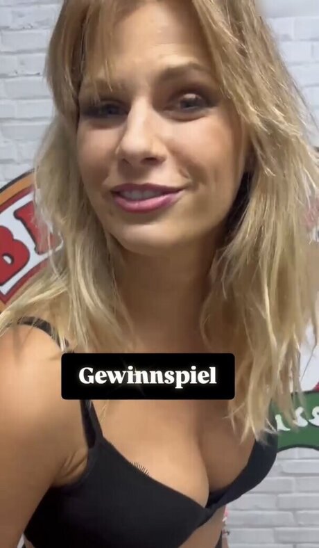 Carolina Peukmann actriz adulta imagen