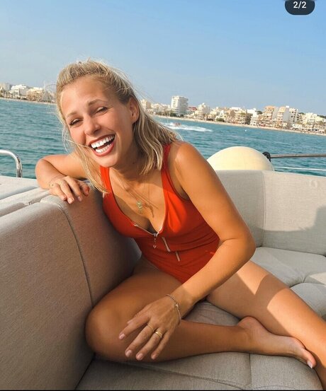 Carolina Peukmann estrella porno en alta definición recopilación