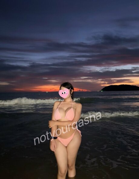 Baby Qasha estrella porno desnuda fotos