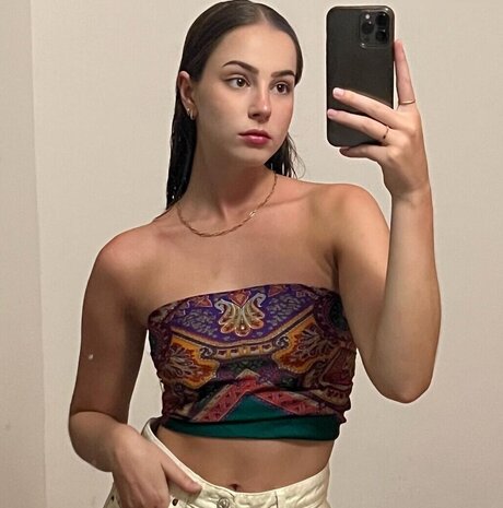 Lara Marie Kremer desnudos de estrellas foto