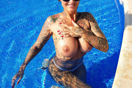 Sari Sander actriz de desnudos galería