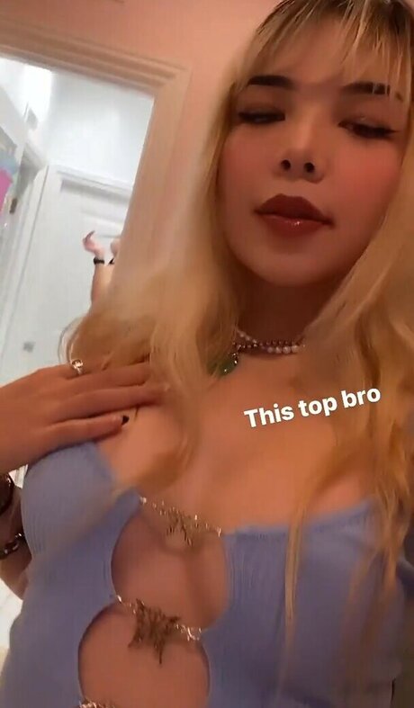 eggtardy actriz caliente fotos