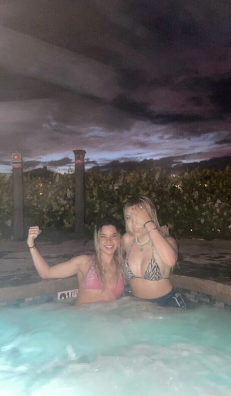 eggtardy modelo hd galería