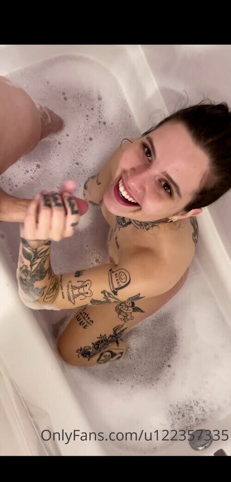 TattedTeddy estrella imagen