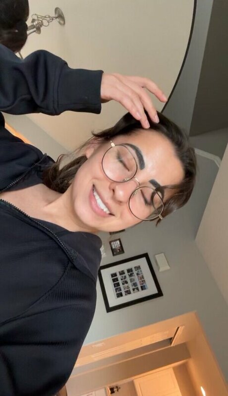 lov3ly laur3n modelo libre fotos